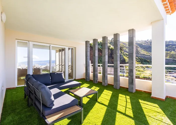 Sunset Horizon Retreat By Eden *