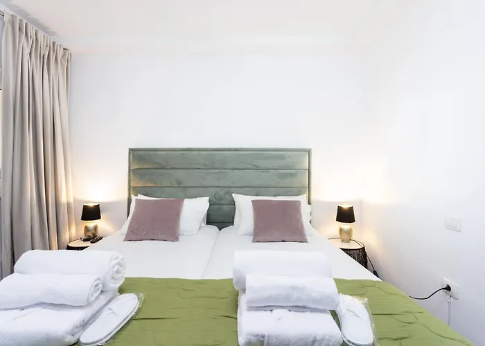 Sunset Horizon Retreat By Eden ساوزال