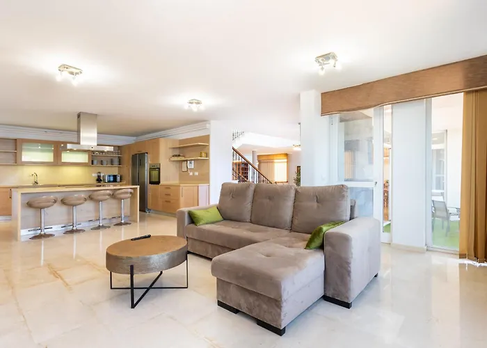 Sunset Horizon Retreat By Eden ساوزال