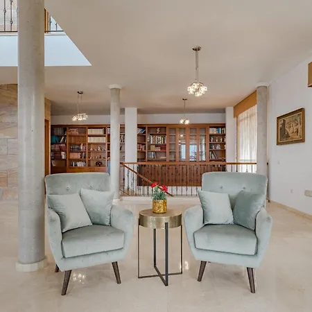 Sunset Horizon Retreat By Eden Villa