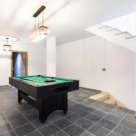 Sunset Horizon Retreat By Eden *