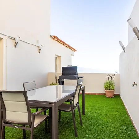 Sunset Horizon Retreat By Eden