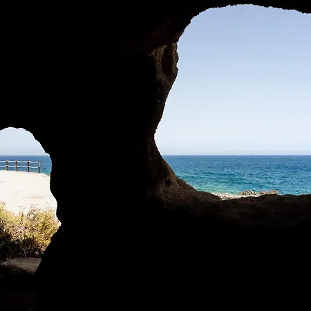 Sunset Horizon Retreat By Eden *