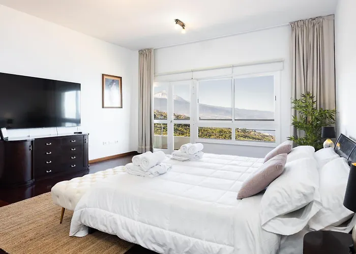 Sunset Horizon Retreat By Eden