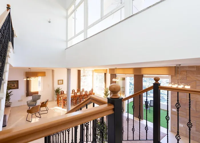 Villa Sunset Horizon Retreat By Eden *