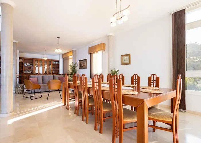 Sunset Horizon Retreat By Eden