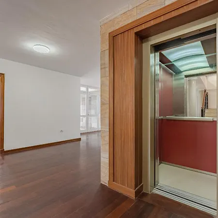 Sunset Horizon Retreat By Eden *